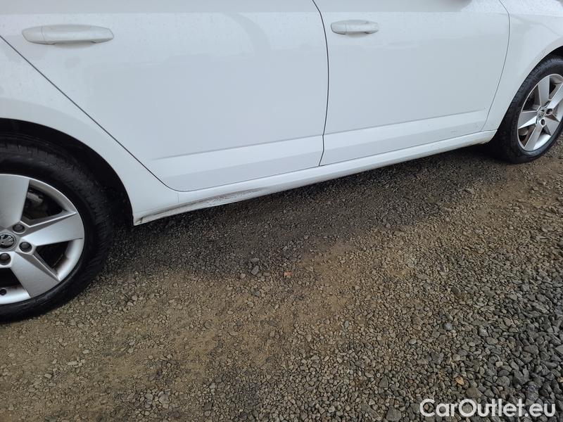  Skoda  Octavia  Combi  (5E5)(03.2017->) Co1.5TSI 110 Ambition #21