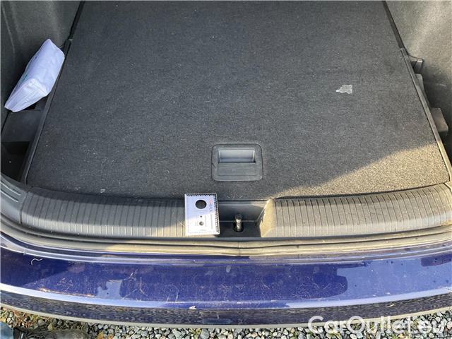  Volkswagen  Golf  Var.2.0TDI 147 ALL 4x4 AT #11