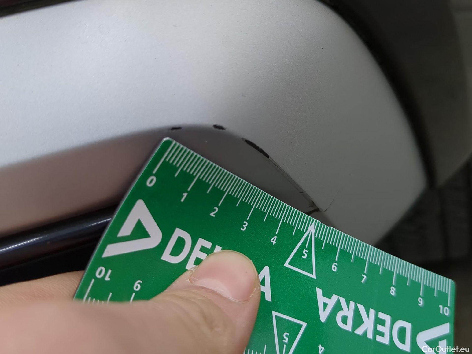  Audi  Q3 AUDI  / 2018 / 5P / SUV 35 TFSI 150 MHEV S TRONIC DESIGN LUXE #20