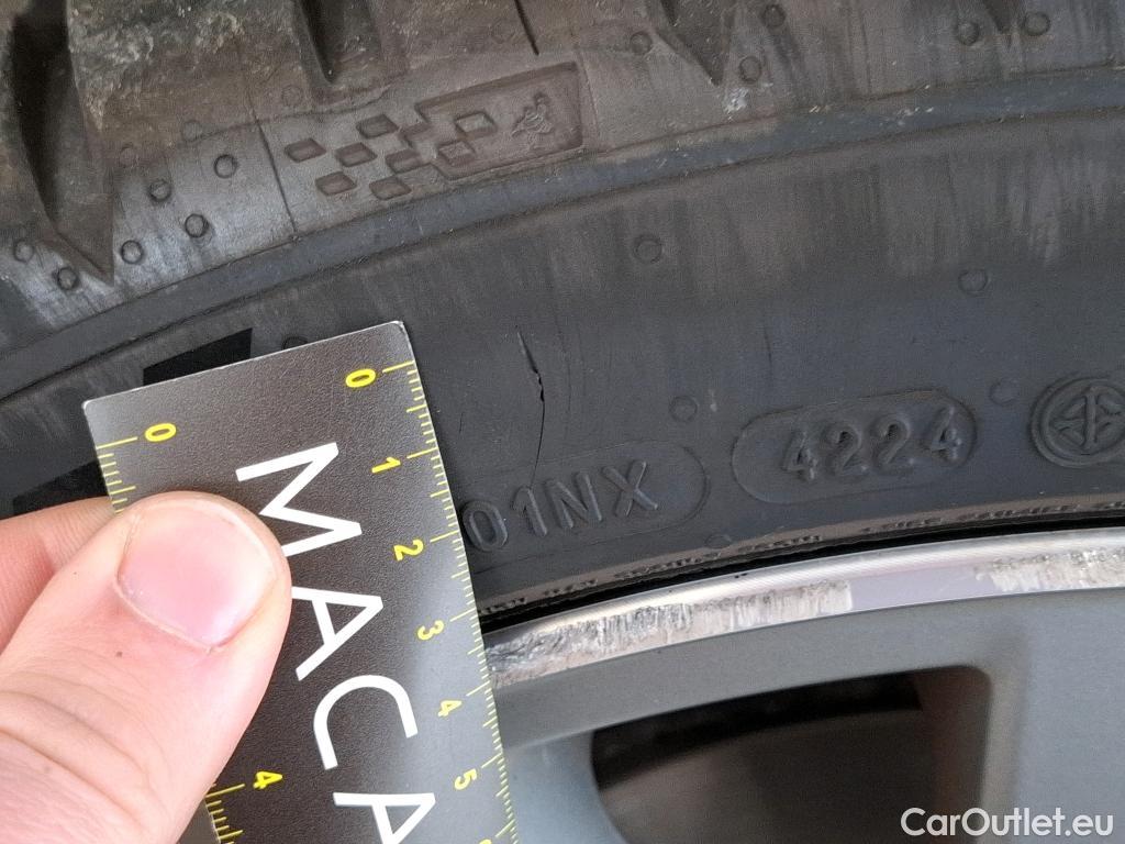  Audi  Q3 AUDI  / 2018 / 5P / SUV 45 TFSI E 245 S TRONIC S LINE #8