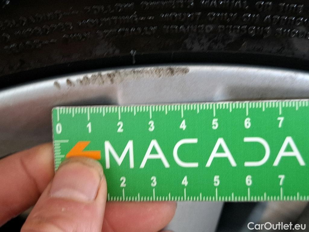  Audi  A3 AUDI  Berline / 2020 / 4P / Berline 30 TFSI MHEV S Tronic 110 #9