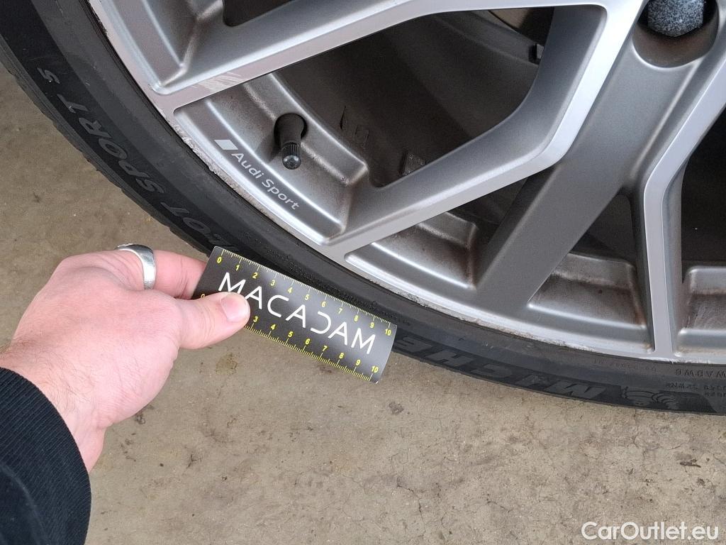  Audi  Q3 AUDI  / 2018 / 5P / SUV 45 TFSI E 245 S TRONIC S LINE #32