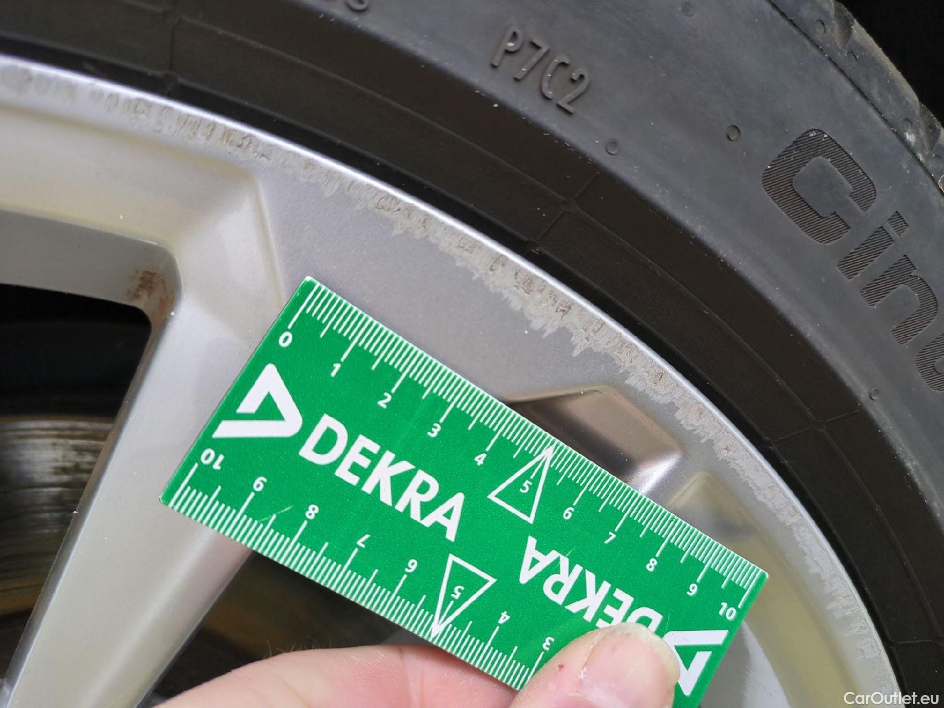  Audi  A3 AUDI  Sportback / 2020 / 5P / Berline 30 TFSI MHEV S Tronic 110 Design #4