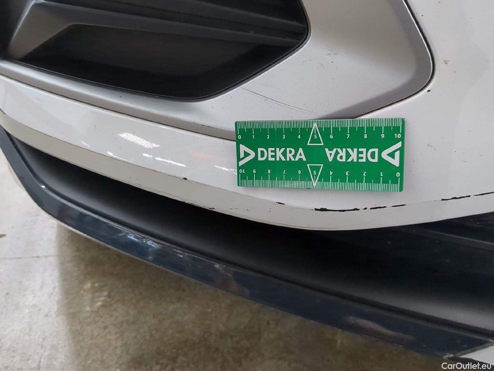  Audi  Q3 AUDI  / 2018 / 5P / SUV 35 TFSI 150 MHEV S TRONIC DESIGN LUXE #30