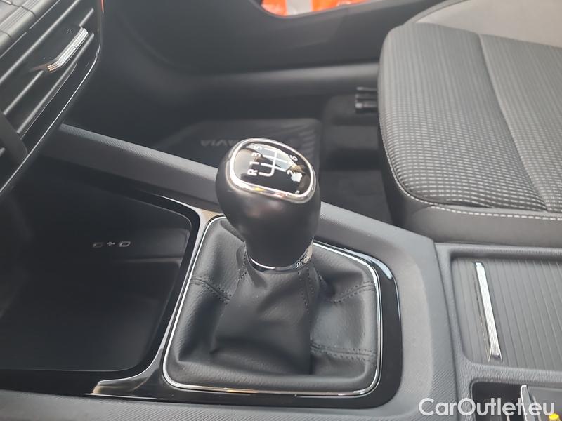  Skoda  Octavia  Lim. (NX3)(2020) Oct.2.0TDI 110 Ambition 5d #4