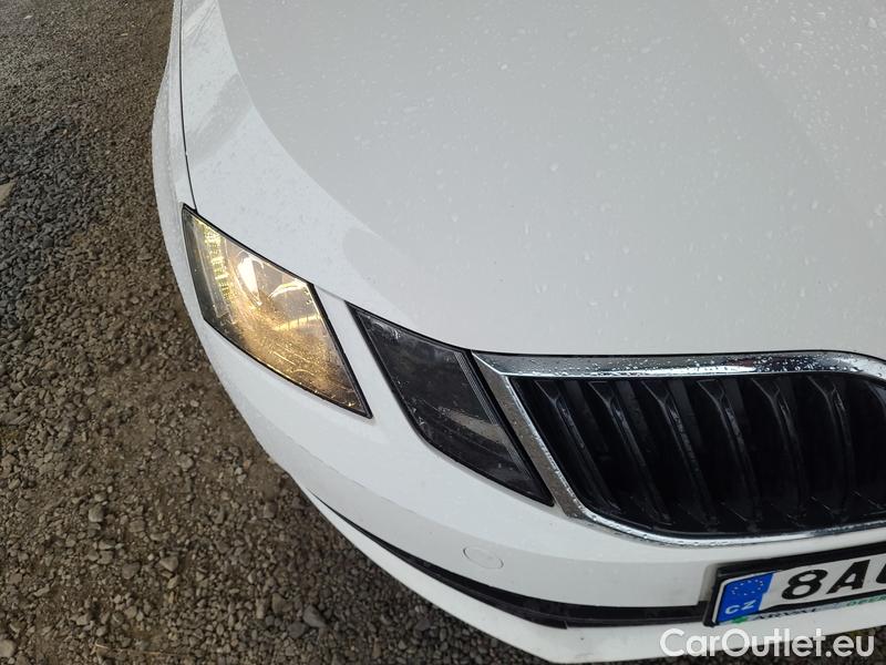  Skoda  Octavia  Combi  (5E5)(03.2017->) Co1.5TSI 110 Ambition #3