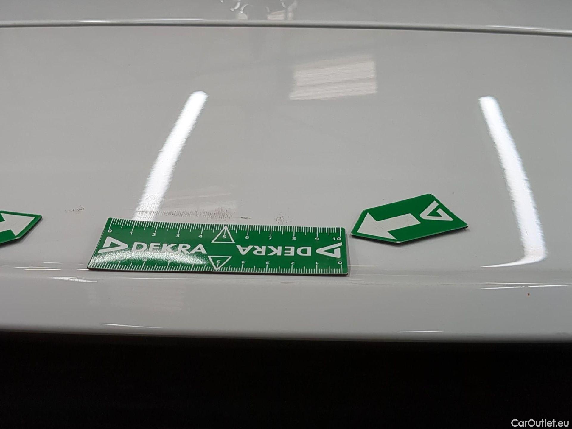  Audi  Q3 AUDI  / 2018 / 5P / SUV 35 TFSI 150 MHEV S TRONIC DESIGN LUXE #11