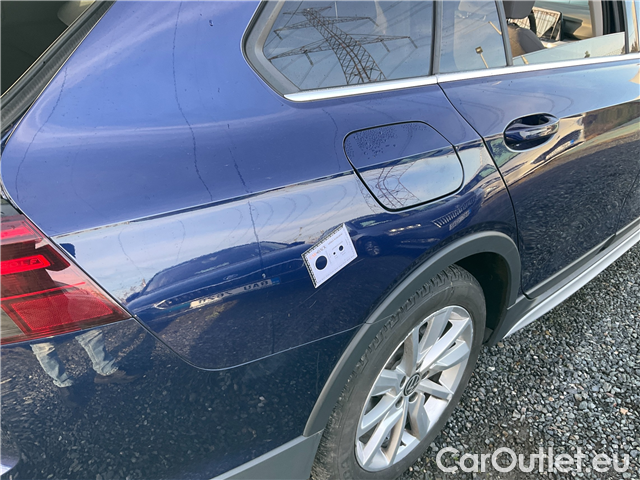  Volkswagen  Golf  Var.2.0TDI 147 ALL 4x4 AT #8