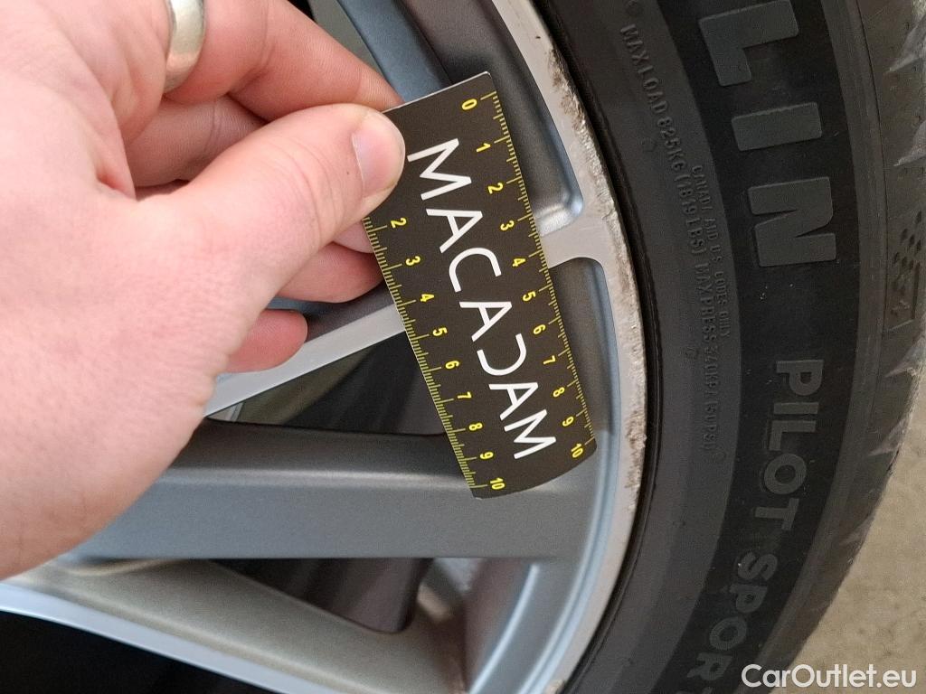  Audi  Q3 AUDI  / 2018 / 5P / SUV 45 TFSI E 245 S TRONIC S LINE #19