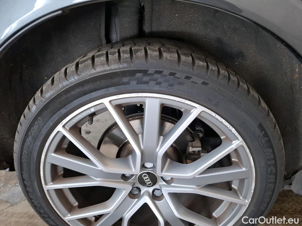  Audi  Q3 AUDI  / 2018 / 5P / SUV 45 TFSI E 245 S TRONIC S LINE #48