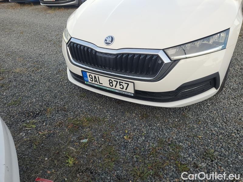  Skoda  Octavia  Lim. (NX3)(2020) Oct.2.0TDI 110 Ambition 5d #2