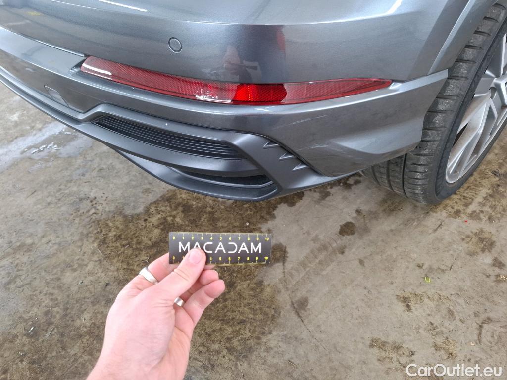  Audi  Q3 AUDI  / 2018 / 5P / SUV 45 TFSI E 245 S TRONIC S LINE #33