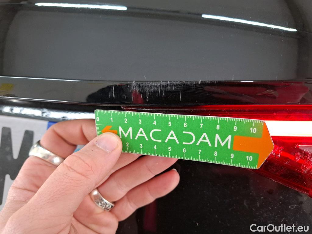  Audi  A3 AUDI  Sportback / 2020 / 5P / Berline 35 TFSI 150 MHEV S Tronic Design Luxe #2