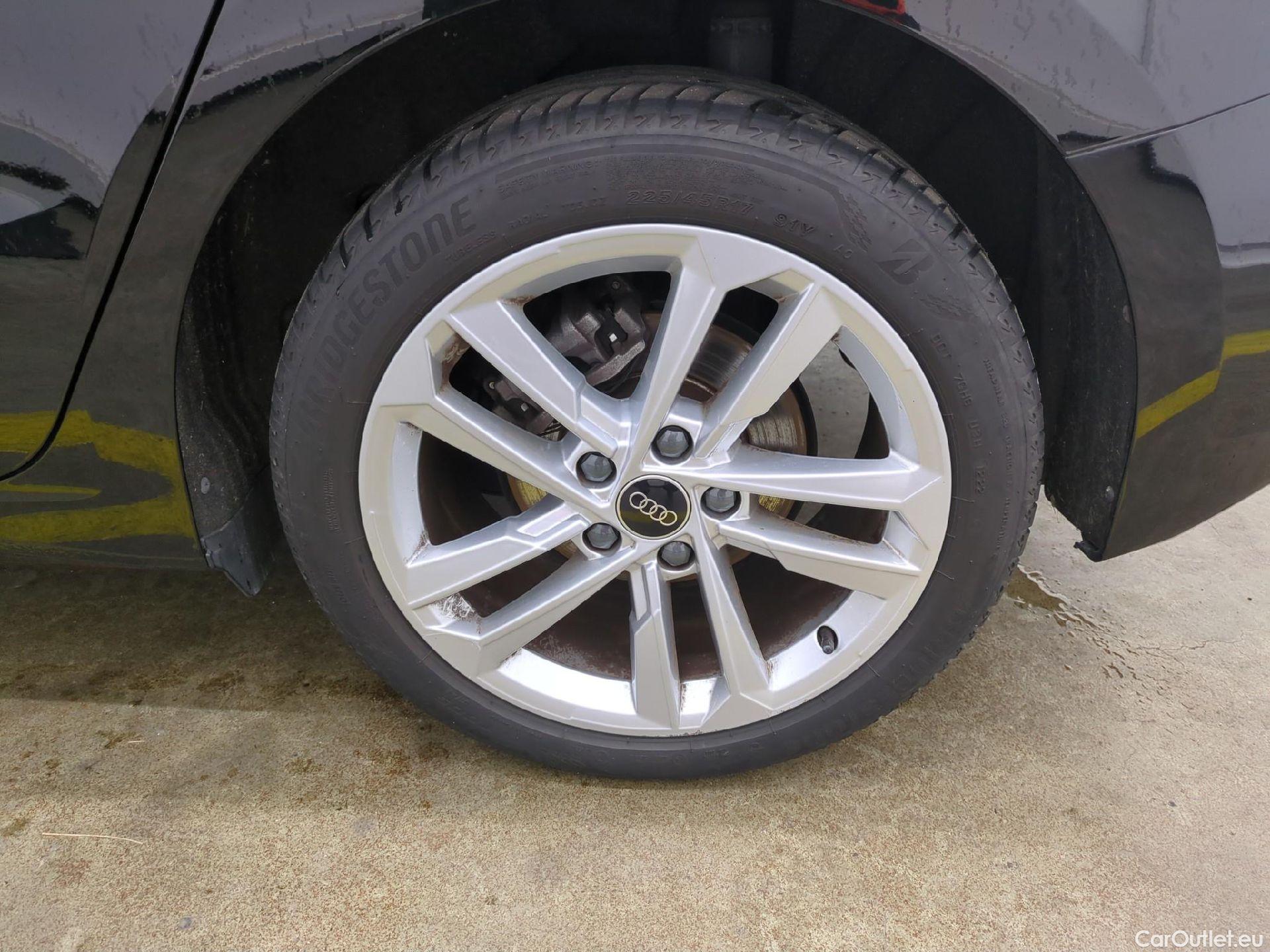  Audi  A3 AUDI  Sportback / 2020 / 5P / Berline 30 TFSI MHEV S Tronic 110 Design #10