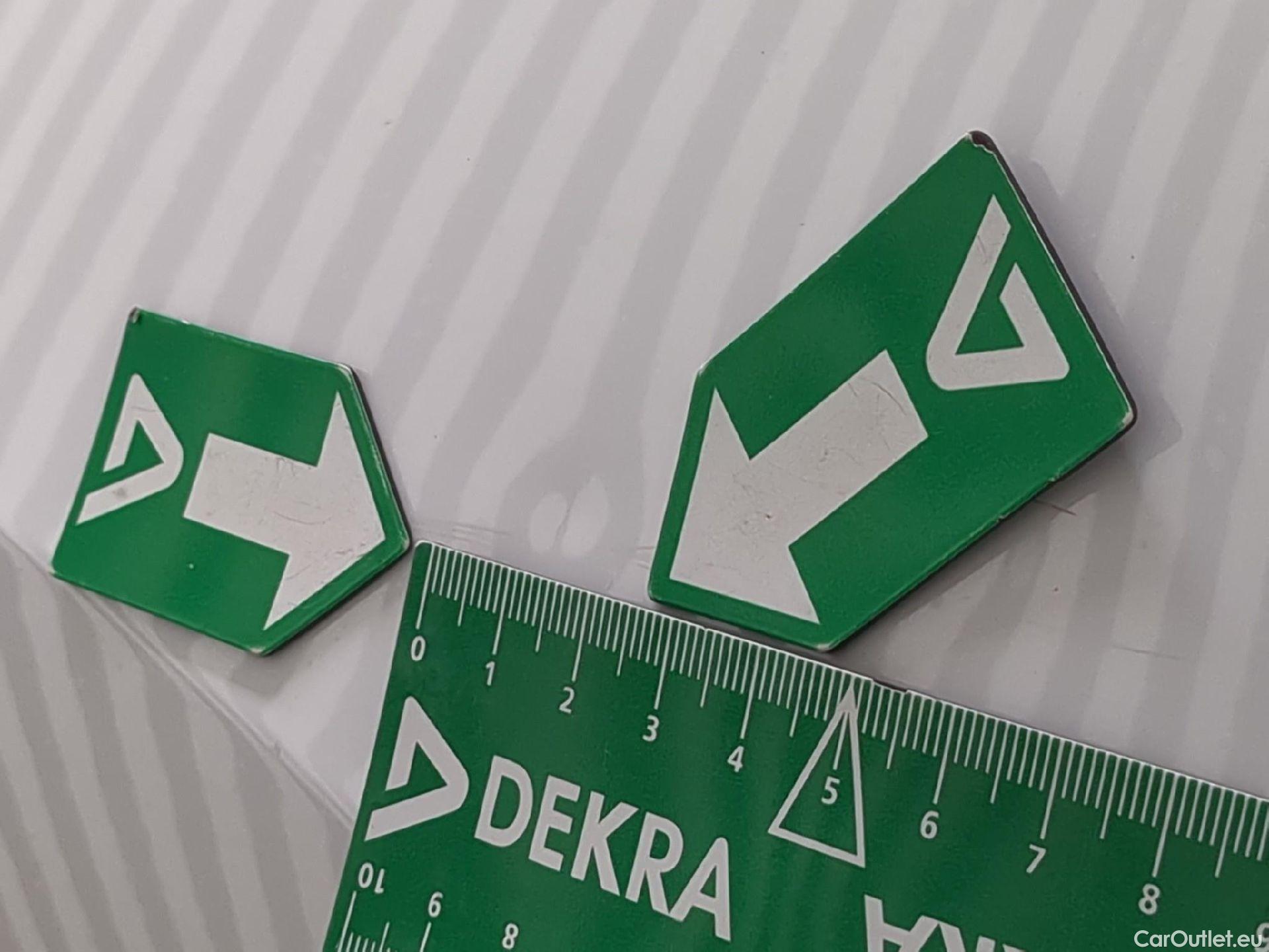  Audi  Q3 AUDI  / 2018 / 5P / SUV 35 TFSI 150 MHEV S TRONIC DESIGN LUXE #27