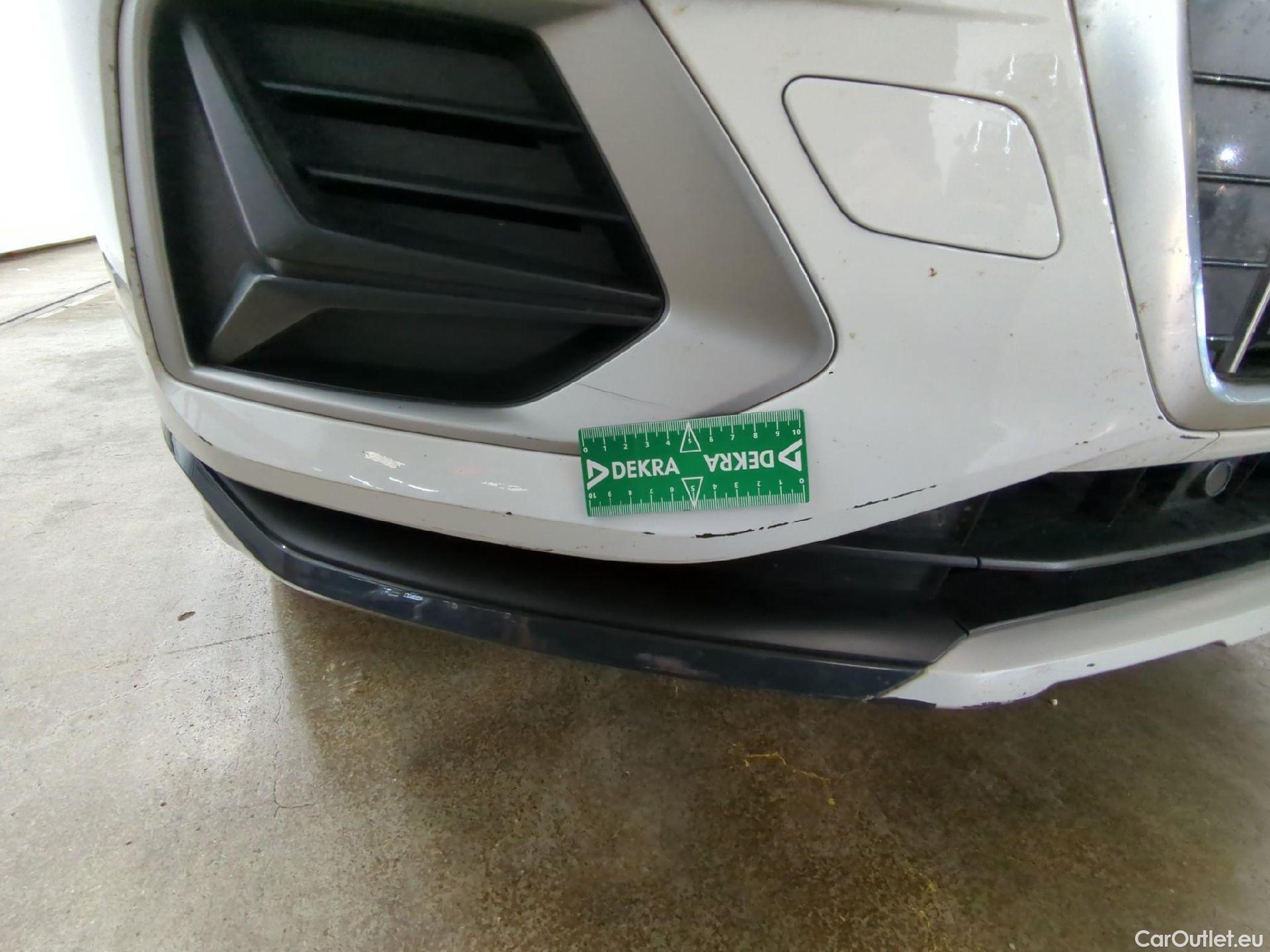  Audi  Q3 AUDI  / 2018 / 5P / SUV 35 TFSI 150 MHEV S TRONIC DESIGN LUXE #29