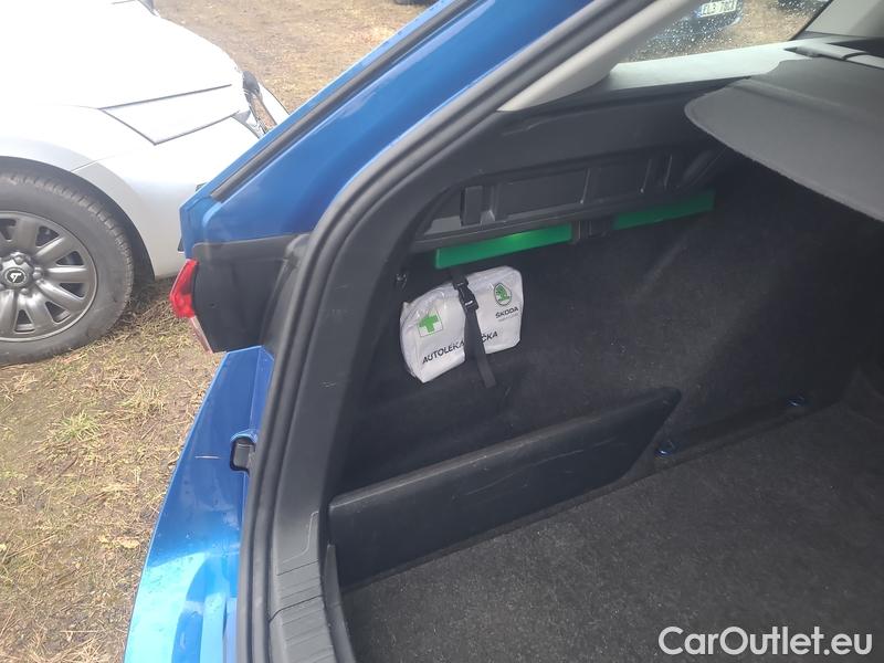  Skoda  Octavia  Combi (NX3)(2020) Oct.Combi 2.0TDI 85 Ambition #27