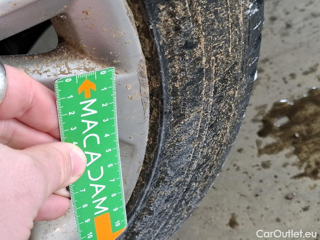  Audi  A3 AUDI  Sportback / 2020 / 5P / Berline 35 TFSI 150 MHEV S Tronic Design Luxe #12