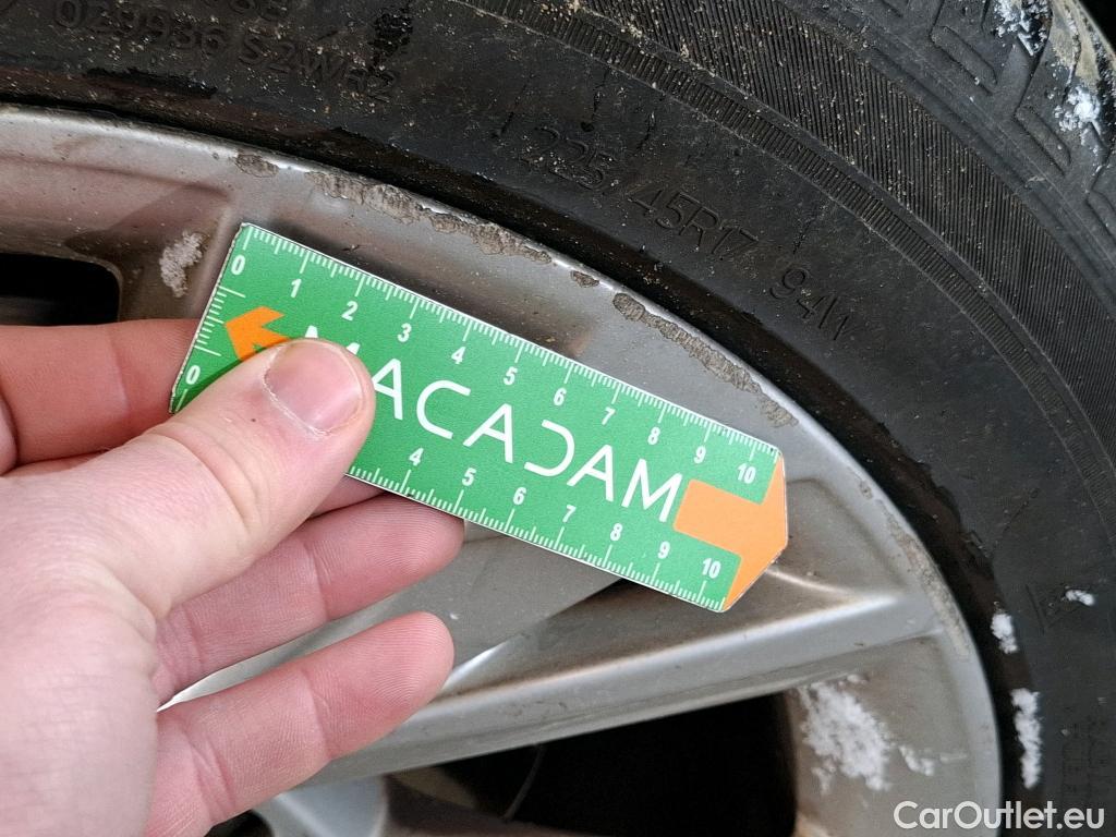  Audi  A3 AUDI  Sportback / 2020 / 5P / Berline 35 TFSI 150 MHEV S Tronic Design Luxe #7