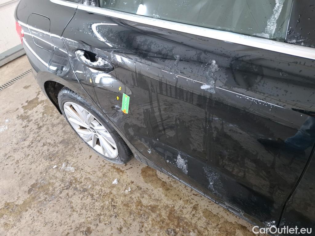  Audi  A3 AUDI  Sportback / 2020 / 5P / Berline 35 TFSI 150 MHEV S Tronic Design Luxe #26