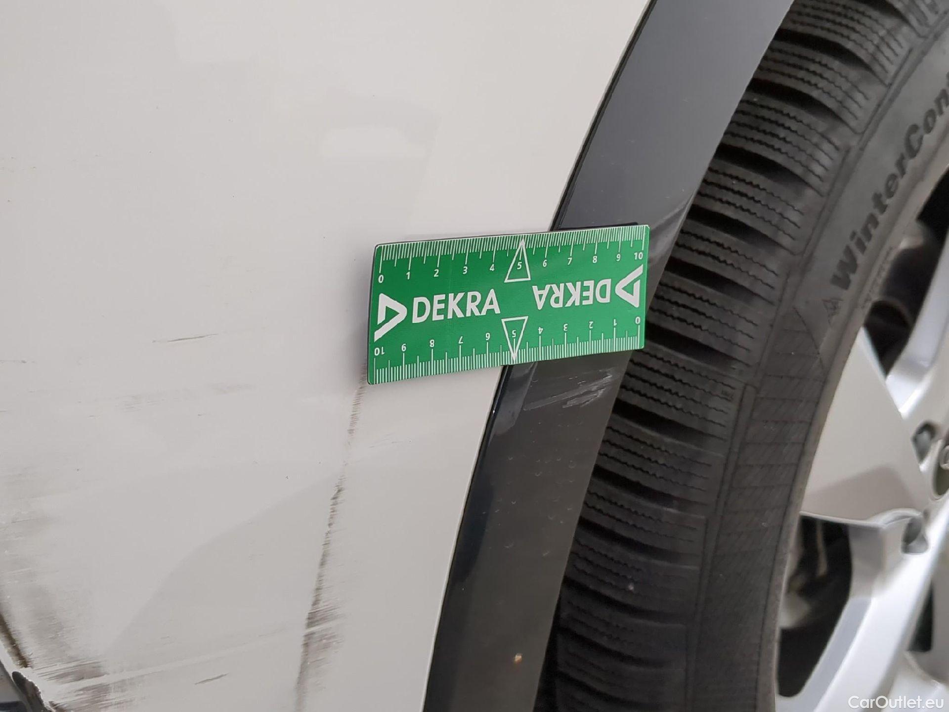  Audi  Q3 AUDI  / 2018 / 5P / SUV 35 TFSI 150 MHEV S TRONIC DESIGN LUXE #35