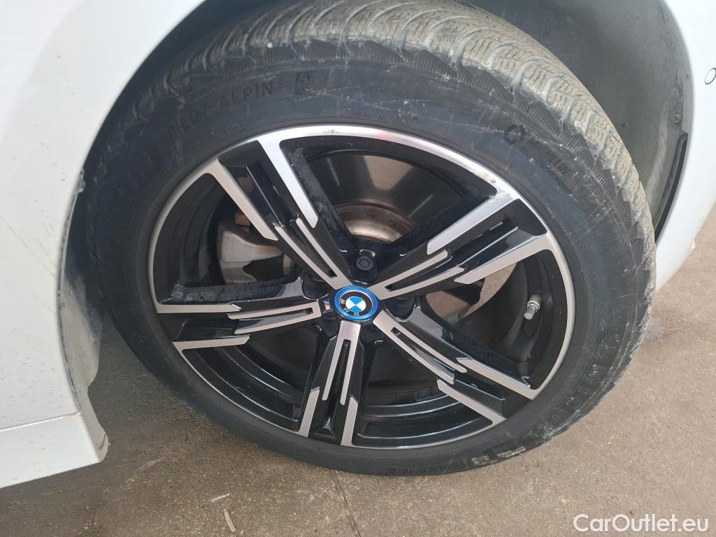  Bmw  Serie 3 BMW Série 3 Touring / 2022 / 5P / Break 320e xDrive 204ch M Sport BVA8 Hybride #5