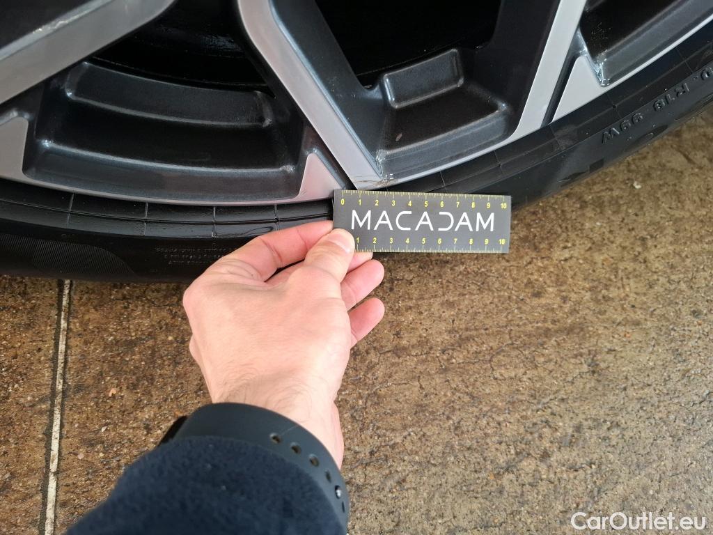  Bmw  X1 BMW  / 2019 / 5P / SUV xDrive25e xLine BVA6 #29