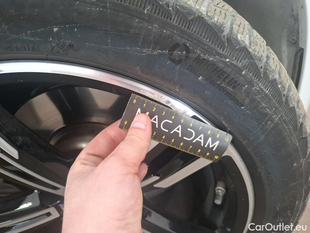  Bmw  Serie 3 BMW Série 3 Touring / 2022 / 5P / Break 320e xDrive 204ch M Sport BVA8 Hybride #6