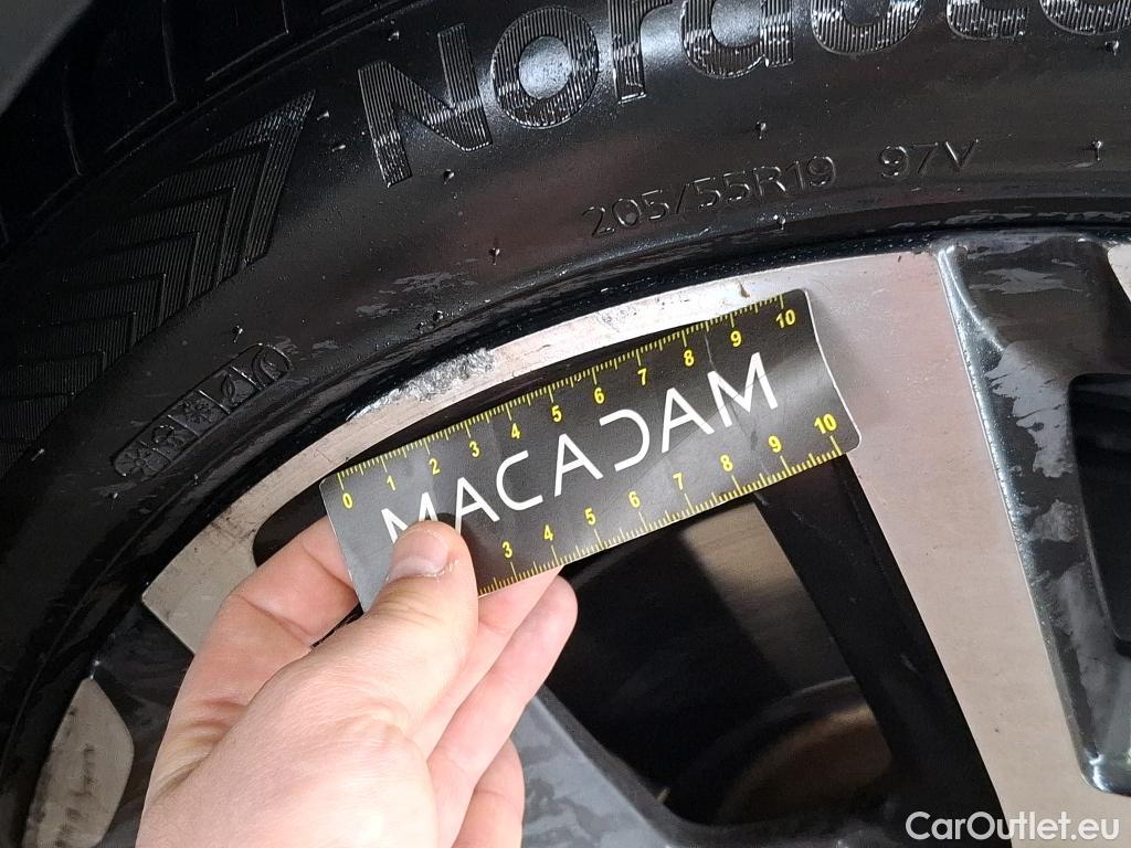  Citroen  C5 CITROEN  Aircross / 2018 / 5P / SUV Hybrid 225 ë-EAT8 Shine Pack #28