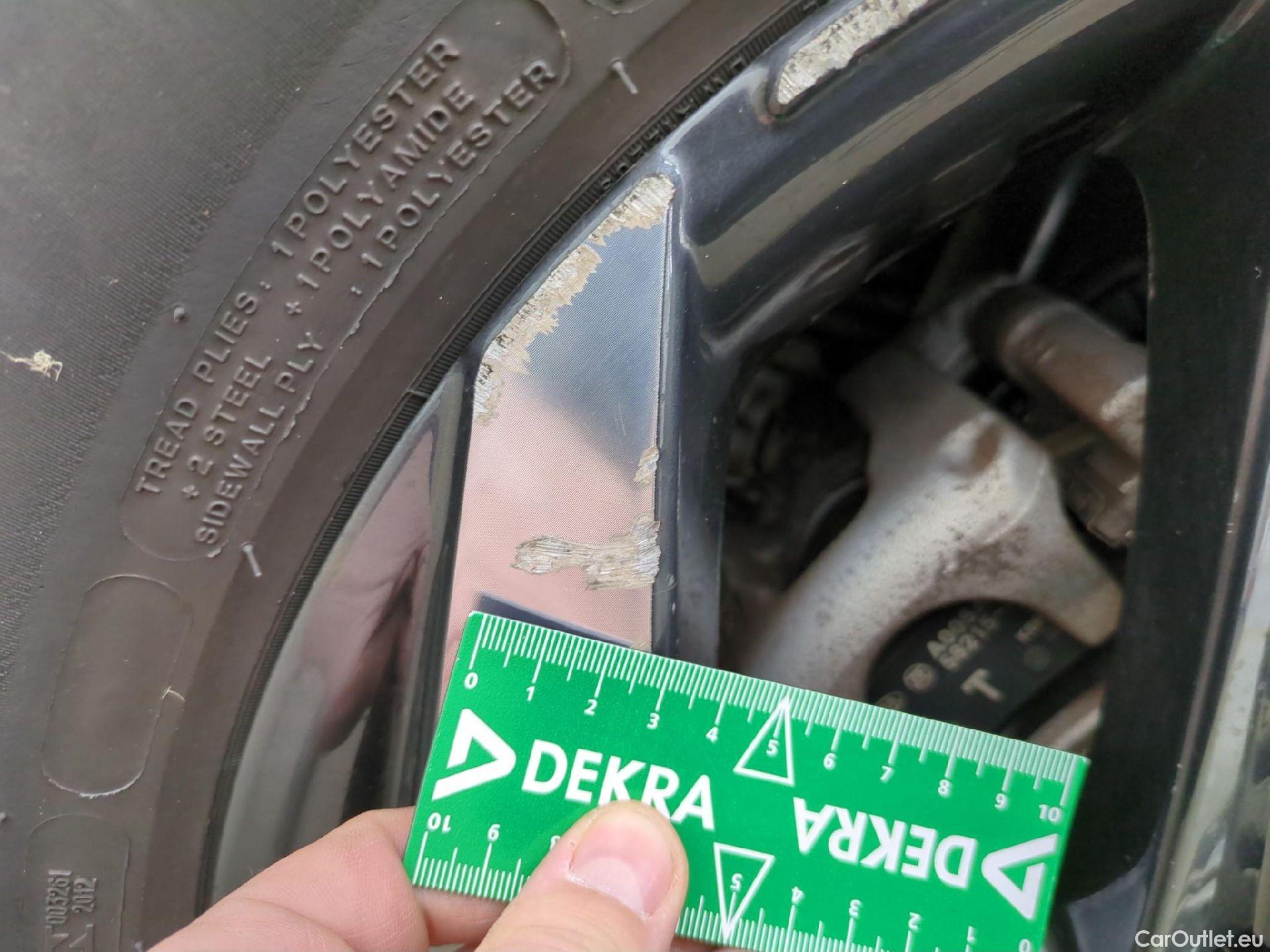  Hyundai  Tucson HYUNDAI  / 2020 / 5P / SUV 1.6 PHEV 265 HTRAC EXECUTIVE 4WD AUTO #31