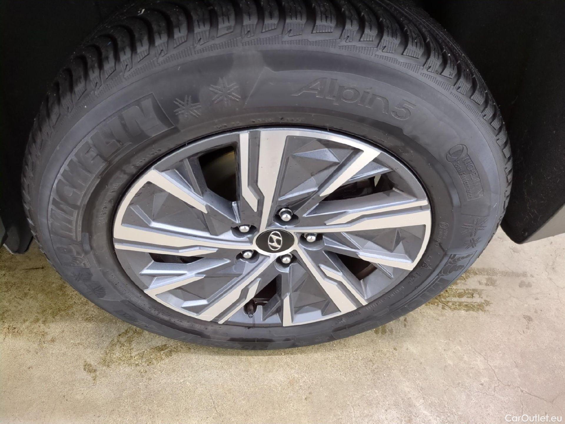  Hyundai  Tucson  Intuitive Hybrid 2WD 1.6 T-GDI 230CV BVA6 E6d #3