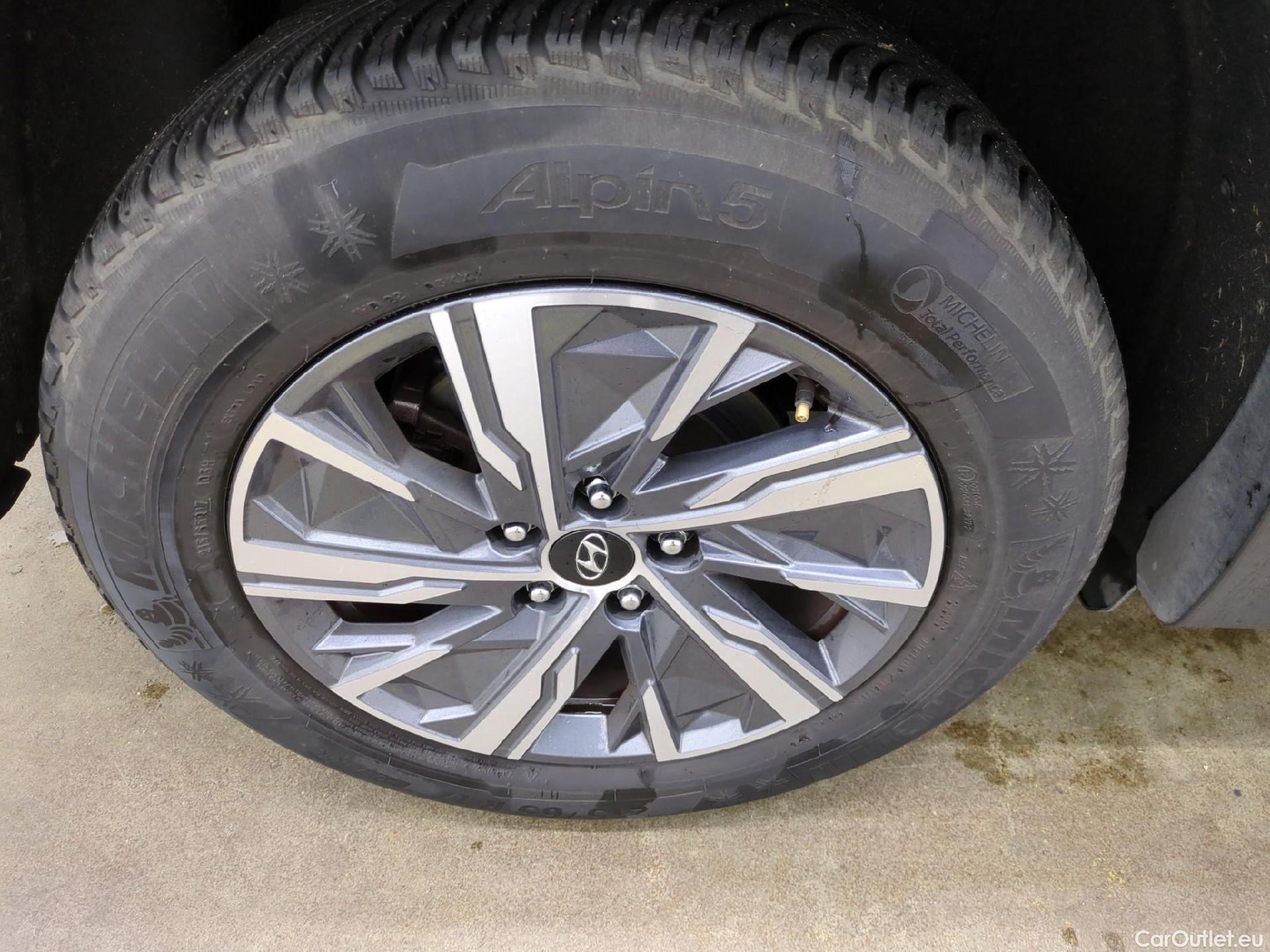  Hyundai  Tucson  Intuitive Hybrid 2WD 1.6 T-GDI 230CV BVA6 E6d #4