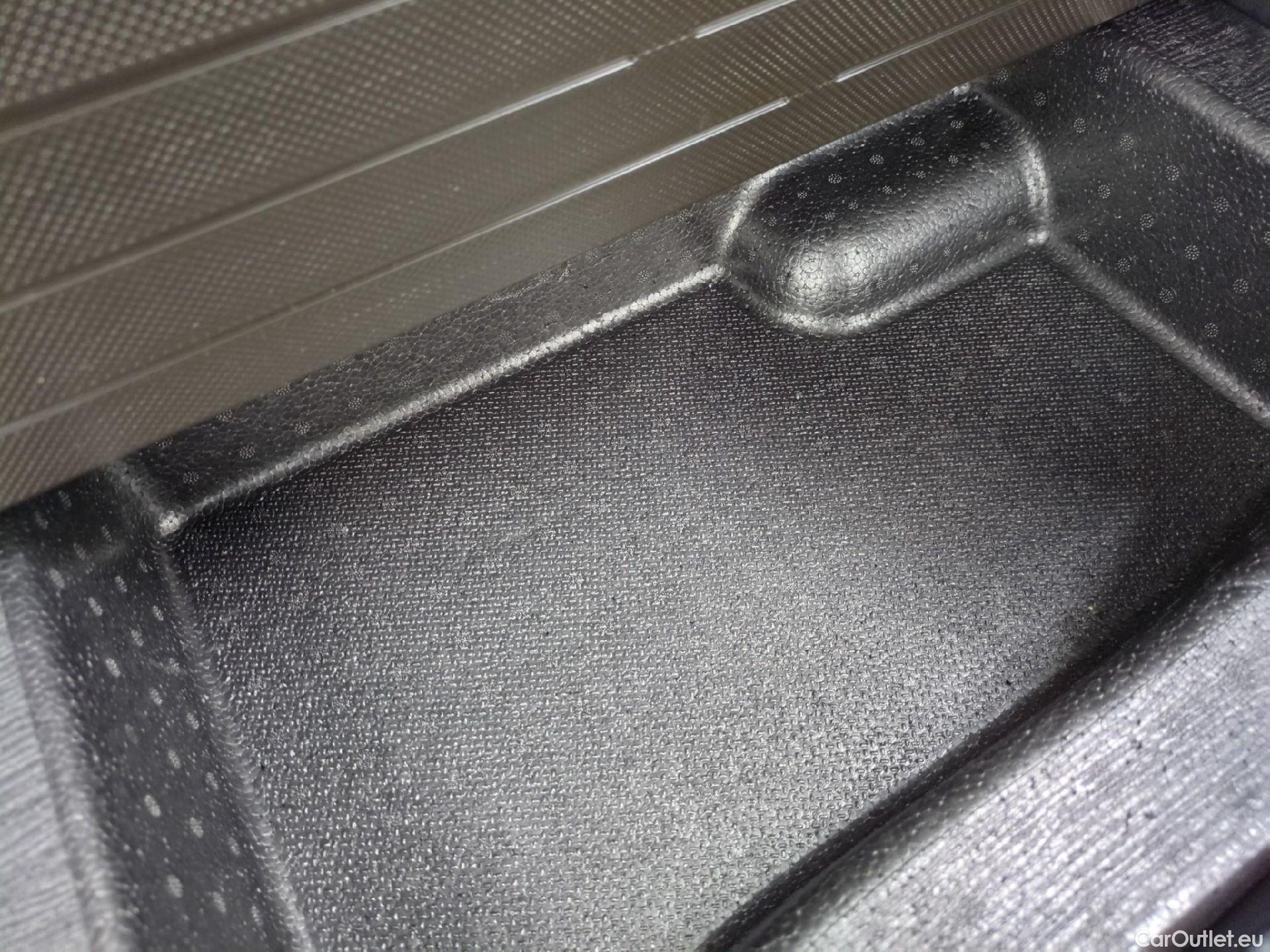  Hyundai  Tucson HYUNDAI  / 2020 / 5P / SUV 1.6 PHEV 265 HTRAC EXECUTIVE 4WD AUTO #7