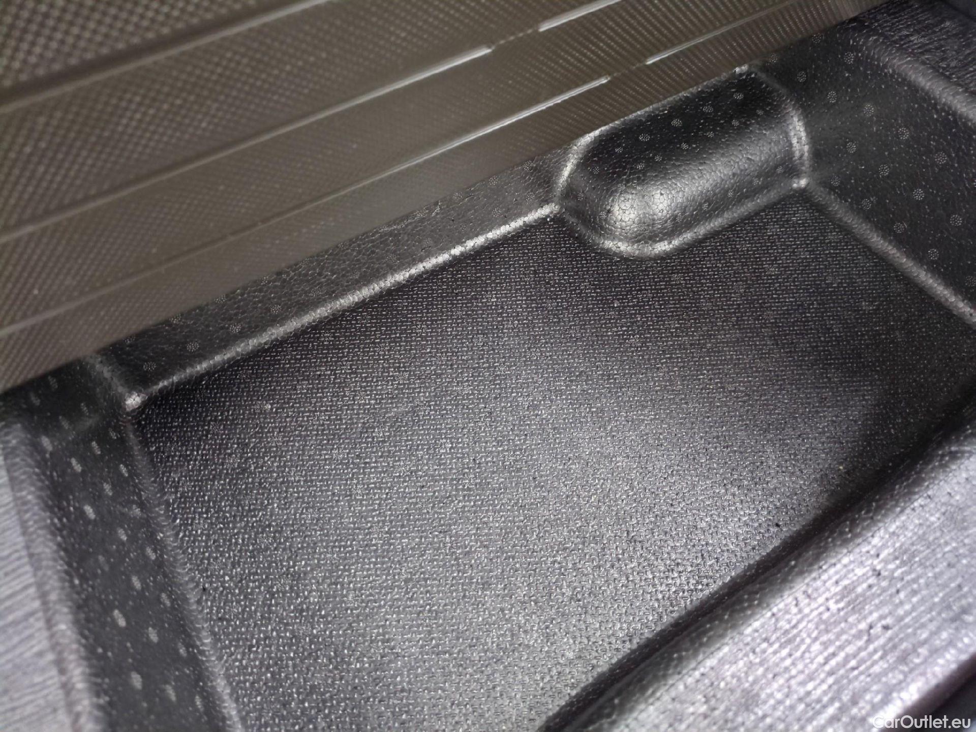  Hyundai  Tucson HYUNDAI  / 2020 / 5P / SUV 1.6 PHEV 265 HTRAC EXECUTIVE 4WD AUTO #6