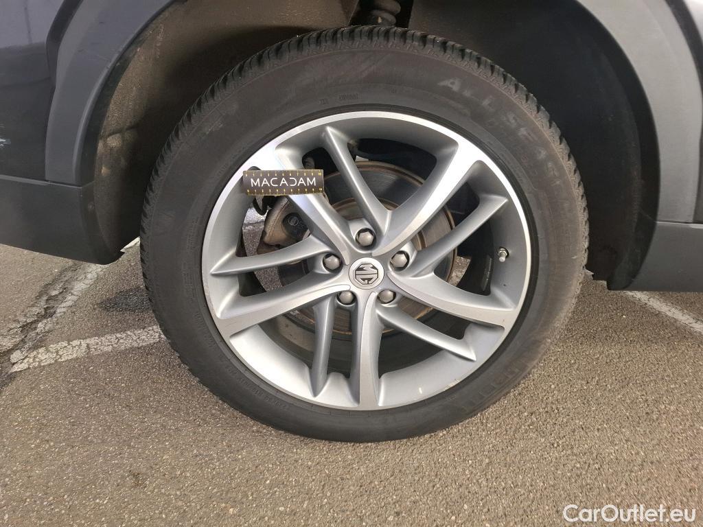  MG  EHS MG  / 2021 / 5P / SUV 1.5T GDI PHEV Luxury Auto #32