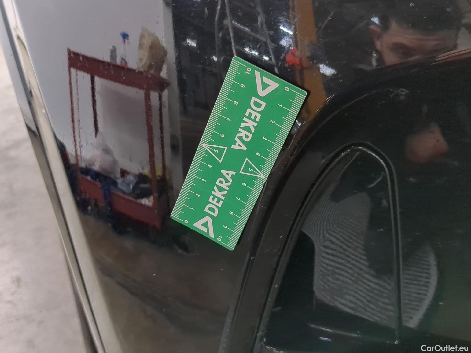  Mazda  CX-60 MAZDA  / 2022 / 5P / SUV 2.5 e-Sky PHEV Takumi AMB DRI CON PAN #13