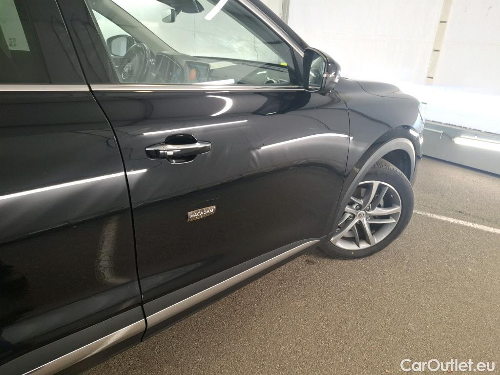  MG  EHS MG  / 2021 / 5P / SUV 1.5T GDI PHEV Luxury Auto #24