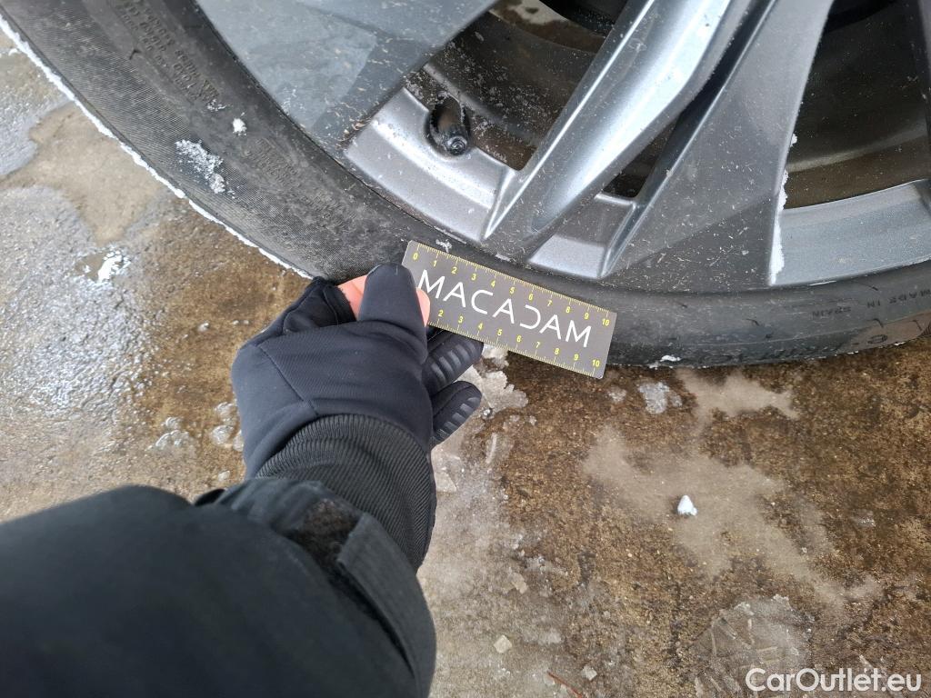  Peugeot  208  (e-) Style 50kWh BVA #6