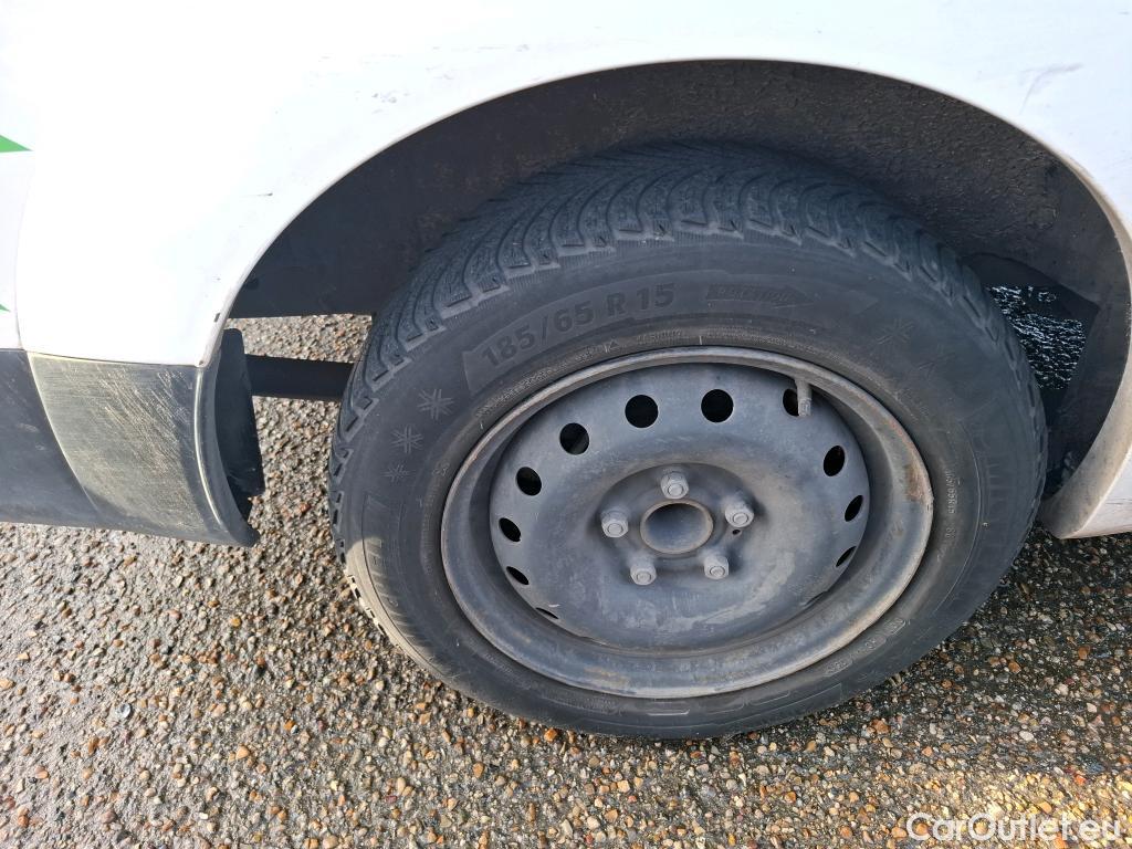  Nissan  NV200 NISSAN e  2009 4P Fourgon tole 40kWh 109ch Optima Electrique #64