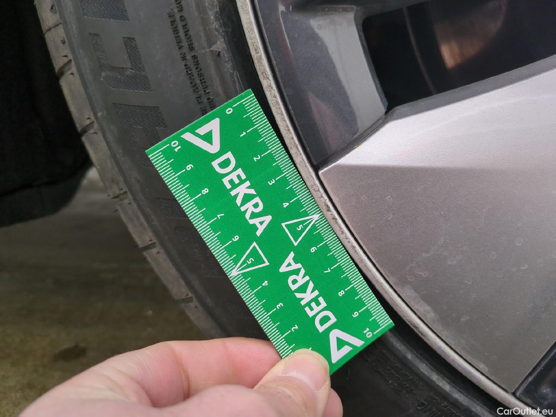  Tesla  Model Y TESLA  / 2020 / 5P / SUV Grand Autonomie Dual Motor AWD #9