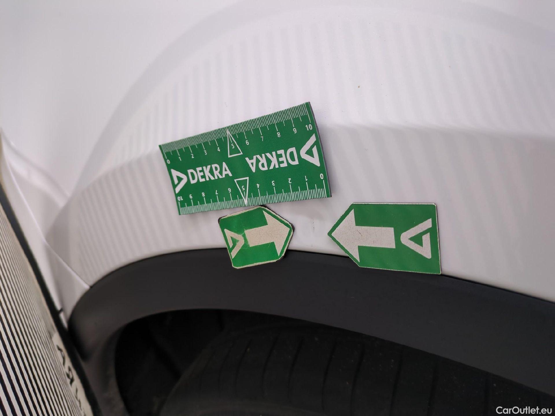  Tesla  Model Y TESLA  / 2020 / 5P / SUV Grand Autonomie Dual Motor AWD #24