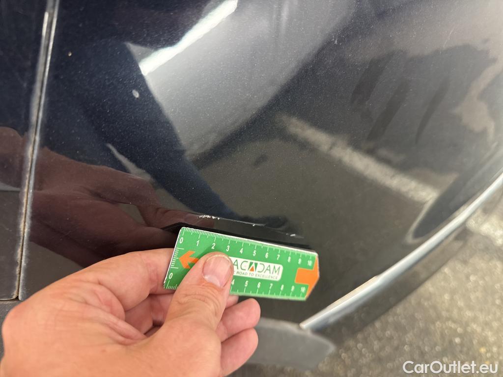  Volkswagen  Tiguan VOLKSWAGEN  / 2020 / 5P / SUV 1.4 eHybrid 245 DSG6 R-Line Exclusive #3