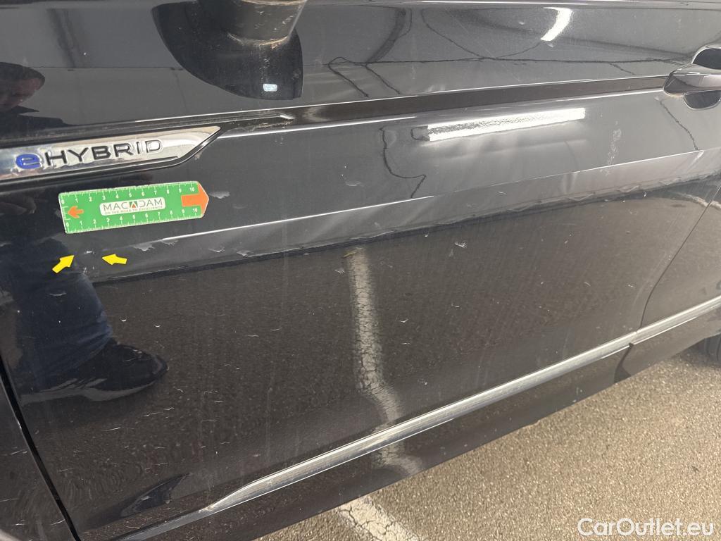  Volkswagen  Tiguan VOLKSWAGEN  / 2020 / 5P / SUV 1.4 eHybrid 245 DSG6 R-Line Exclusive #19