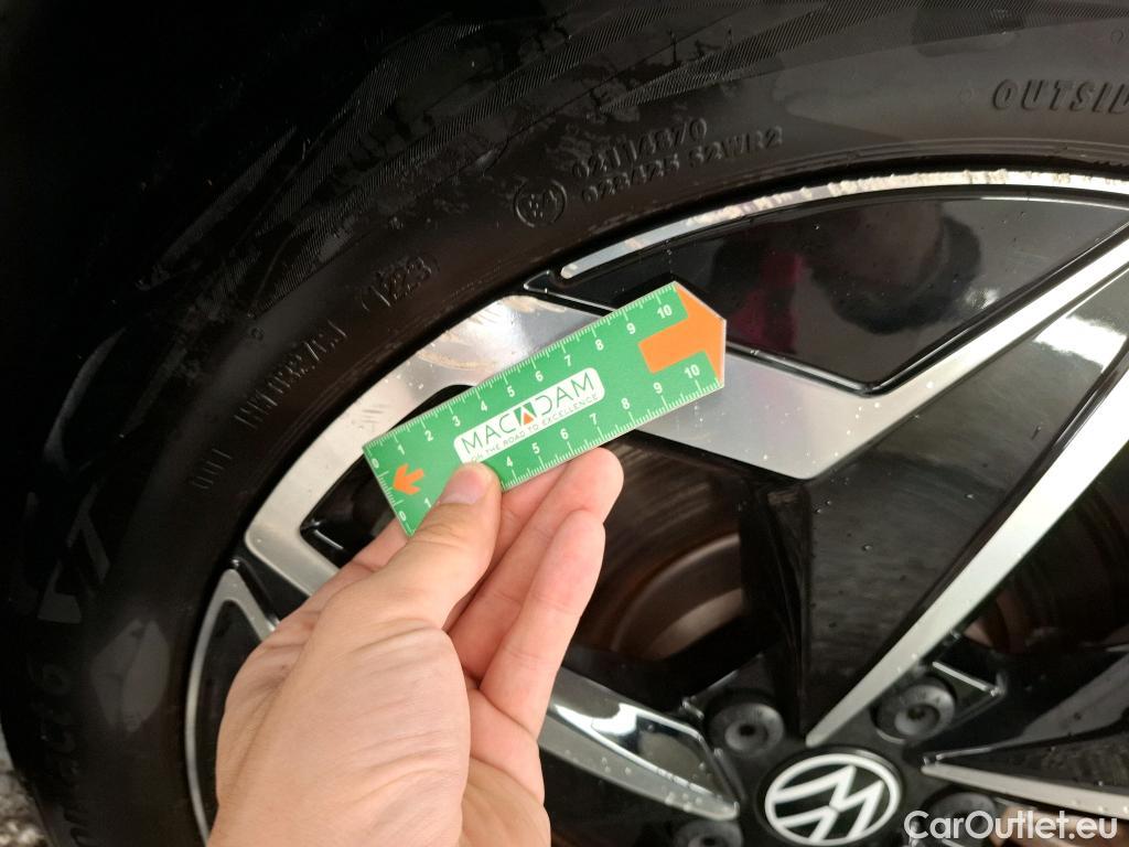  Volkswagen  ID.3 VOLKSWAGEN  / 2020 / 5P / Berline 77 kWh 204ch Pro S Active #5