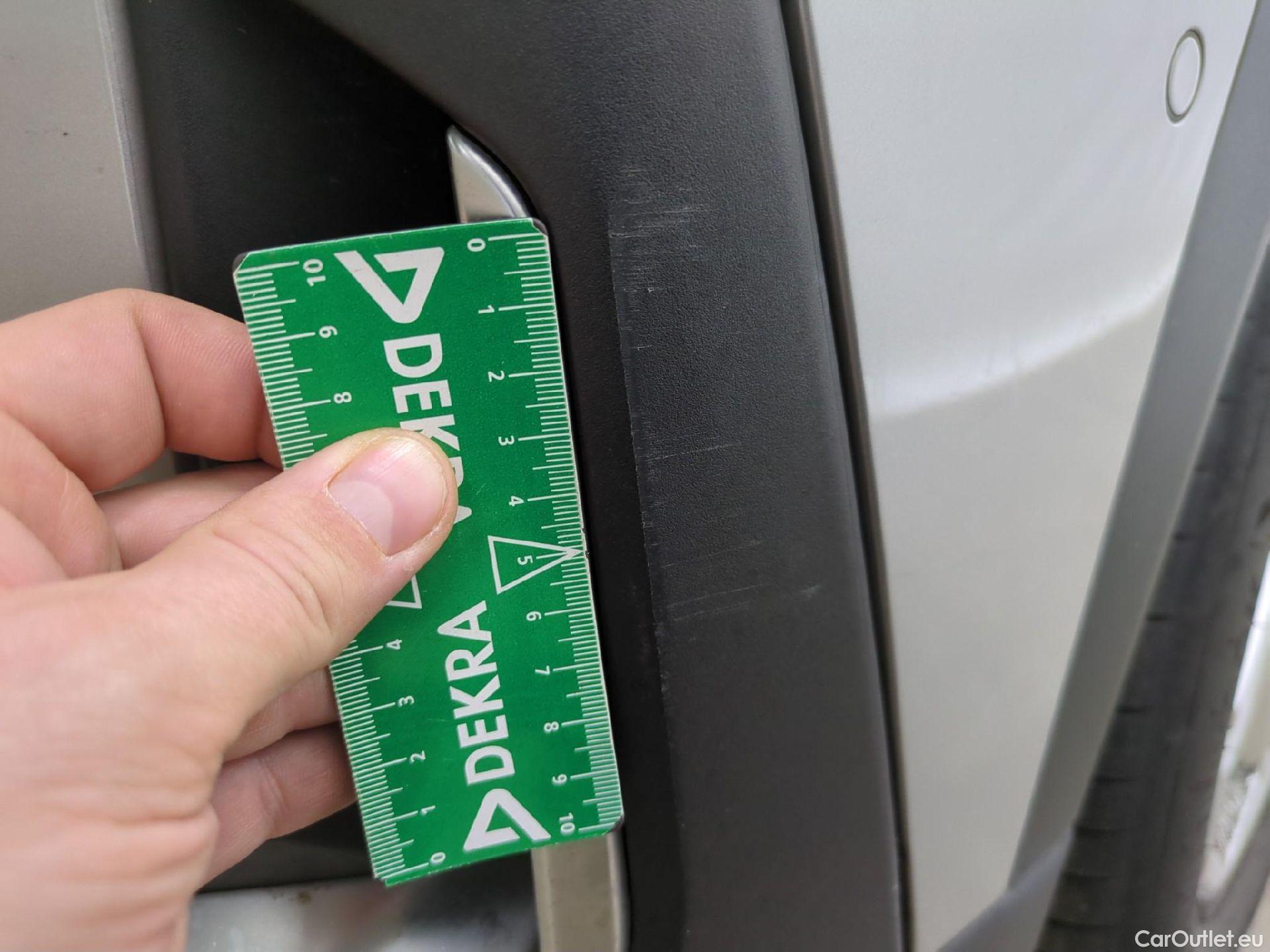  Bmw  X1 BMW  / 2022 / 5P / SUV sDrive18i Business Design DKG7 #4