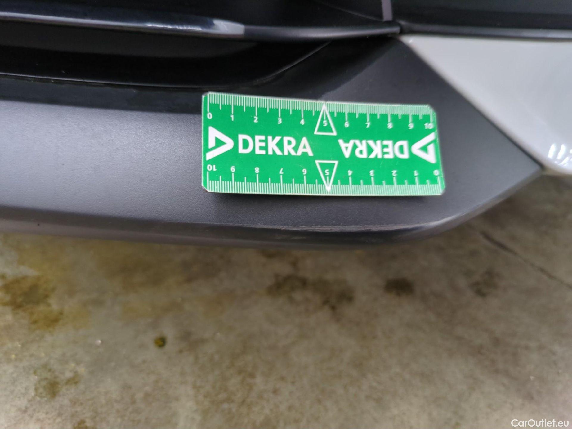  Bmw  X2 Série  sDrive 18i Lounge 1.5 135CV BVA7 E6d #9