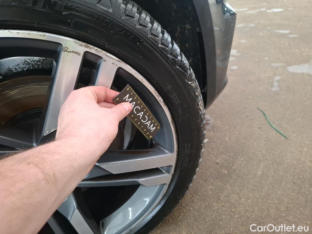  Audi  A4  Avant s line 1.4 TFSI 150CV BVA7 E6 #34