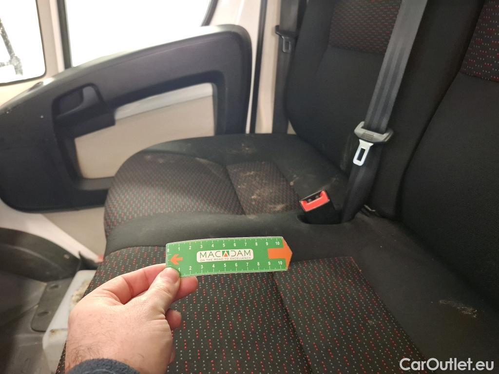  Citroen  Jumper CITROEN  Benne SC / 2014 / 2P / Benne basculante 35 L2 BlueHDi 130 BVM6 Confort #26