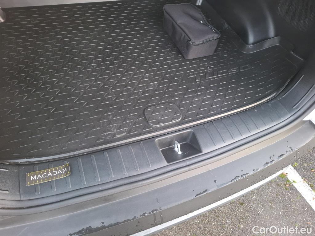  Hyundai  Tucson HYUNDAI  / 2020 / 5P / SUV 1.6 HYBRID 230 HTRAC EXECUTIVE #10