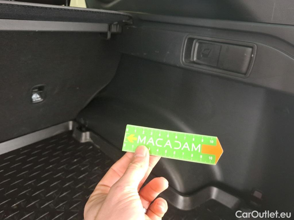  Hyundai  Tucson HYUNDAI  / 2020 / 5P / SUV 1.6 CRDI 136 DCT-7 HYBRID 48V CREATIVE #21